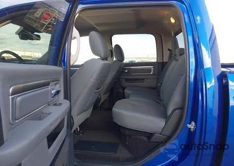 2017 Ram 1500 Big Horn 4X4 5'7 Box z USA, uszkodzony, nr VIN 1C6RR7LG3HS810583